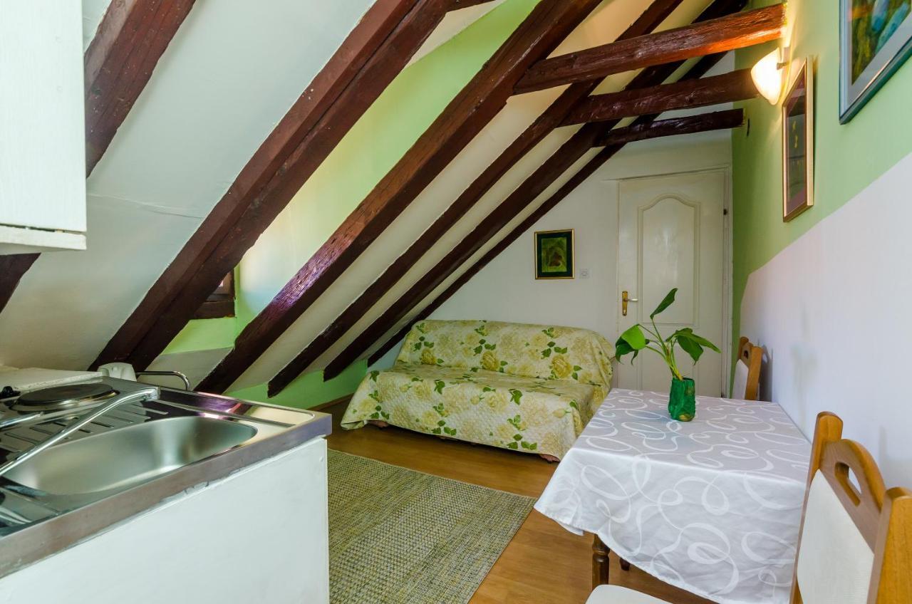 Old Town Baroque Palace Accommodation Дубровник Екстериор снимка